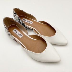 Steve Madden white snake skin flats